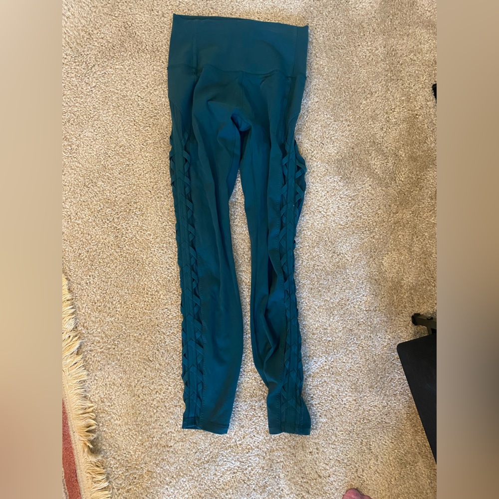 Lululemon luon 25” leggings size 4